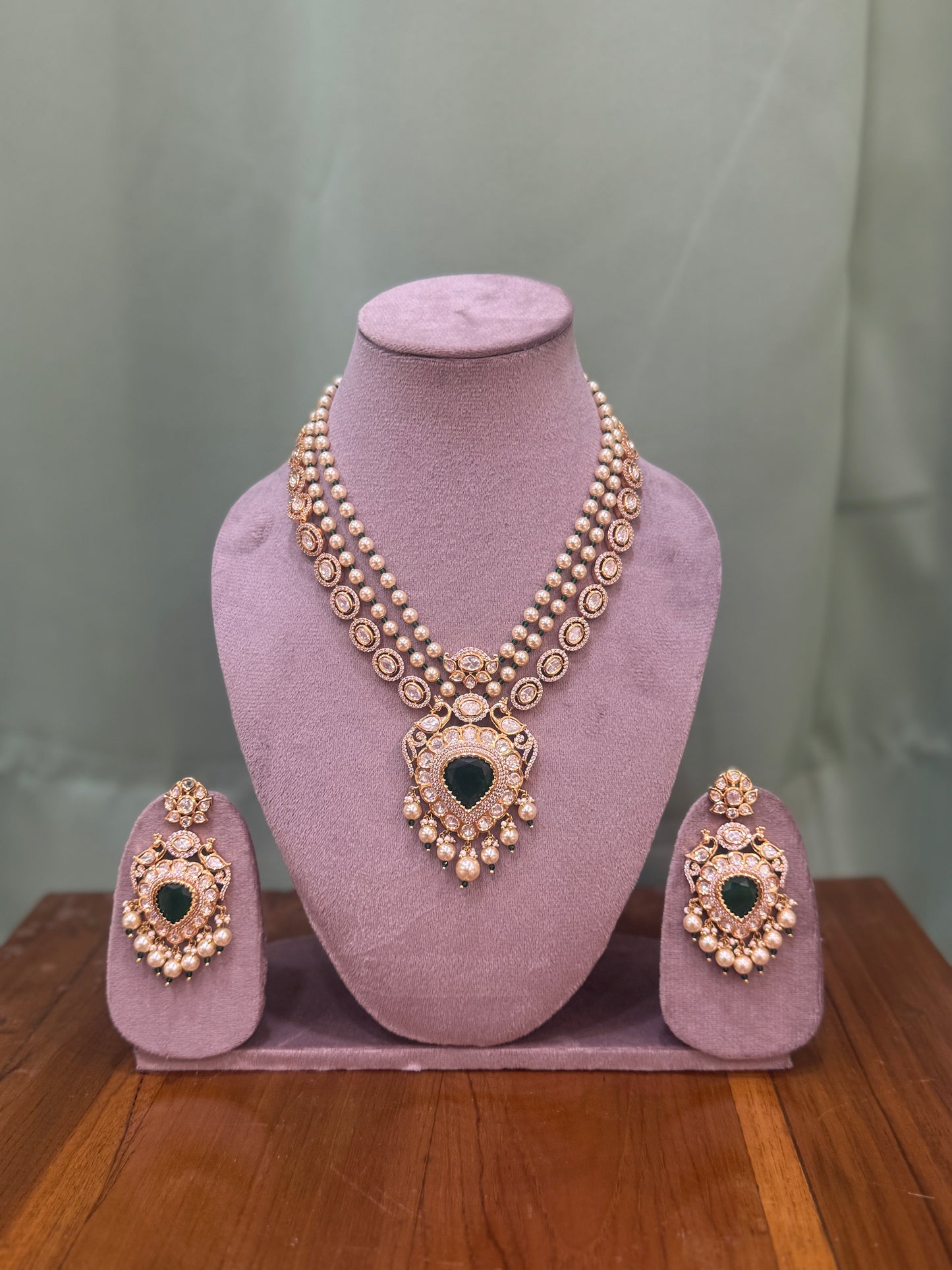 Long Green Stone Set