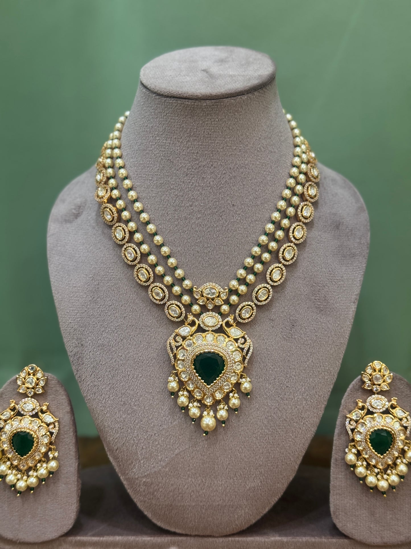 Long Green Stone Set