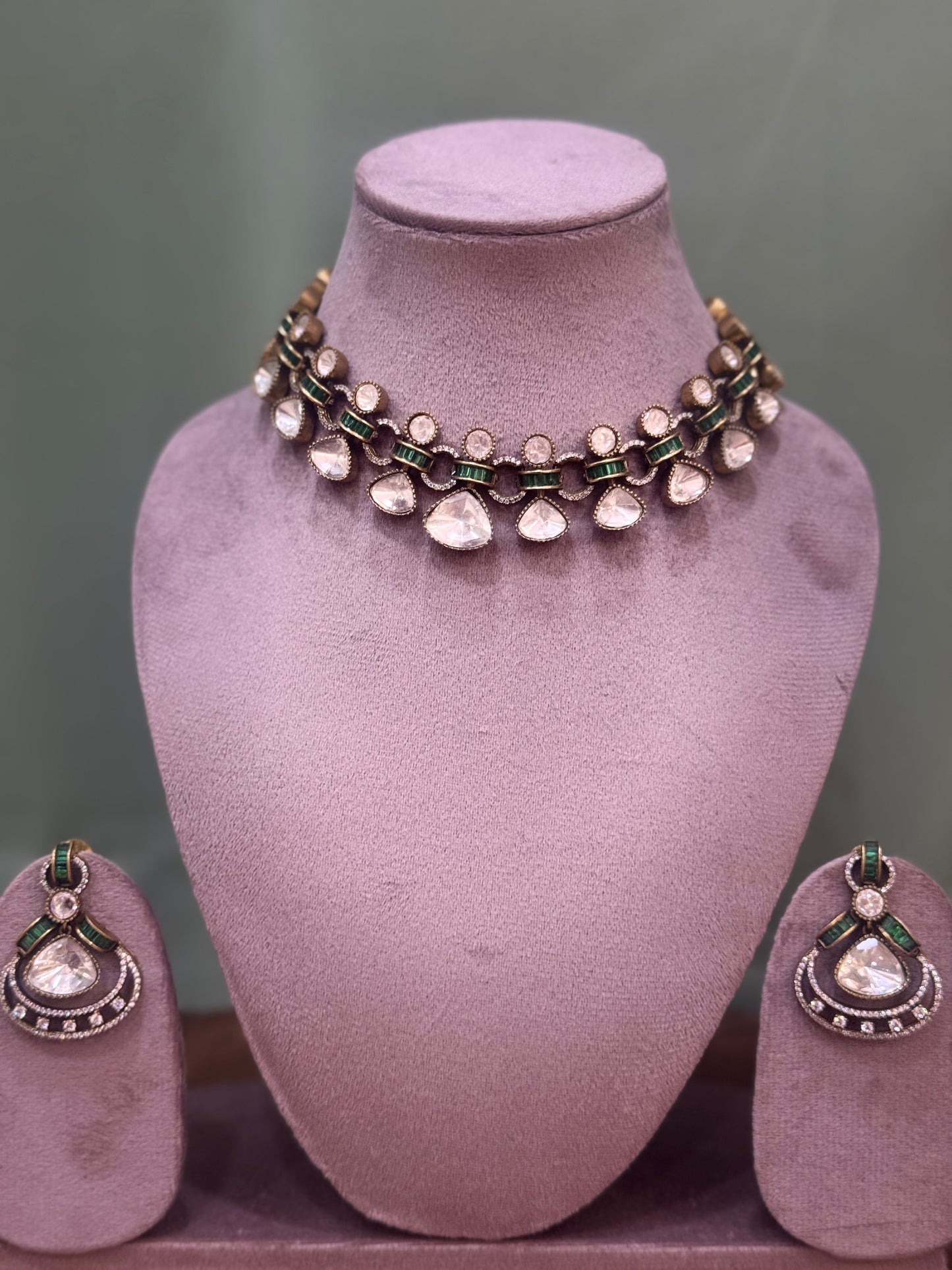 Green Stone Choker Set